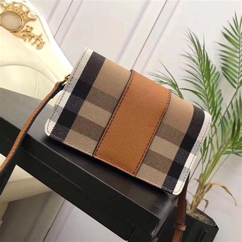 burberry 包包